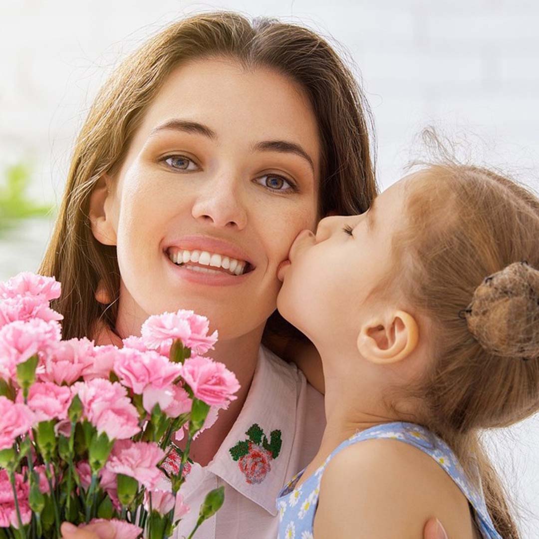 Anneler Günü mesajı teyzeye, yengeye, ablaya | Kısa, öz, en güzel Anneler Günü resimli mesajları 2022