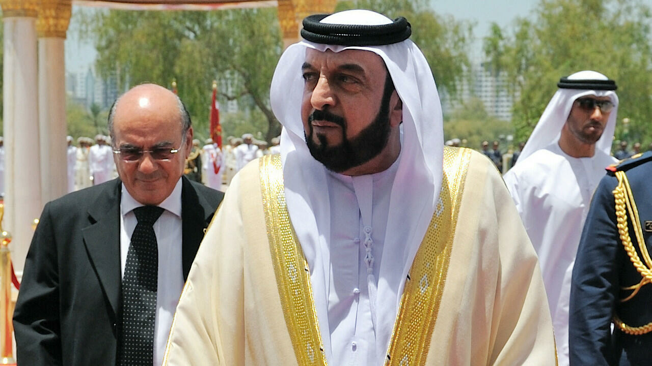 Son dakika! BAE'nin yeni Devlet Başkanı Al Nahyan'ın oğlu Zayid Al Nahyan oldu!