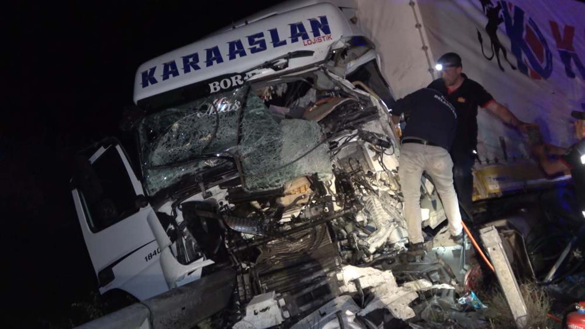 Kırıkkale'de feci kaza! 1 ölü 2 yaralı