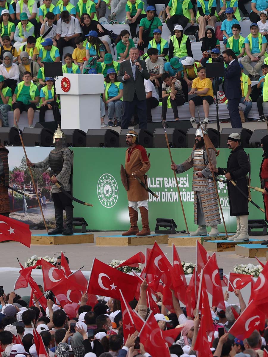 Son dakika! Cumhurbaşkanı Erdoğan Atatürk Havalimanı Millet Bahçesi'nde ulusa seslendi!