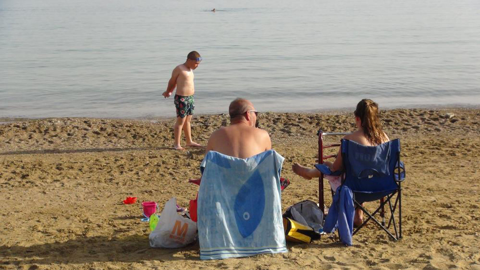Tatilciler sahillere akın etti! Turizmcilerin yüzü gülmeye başladı!