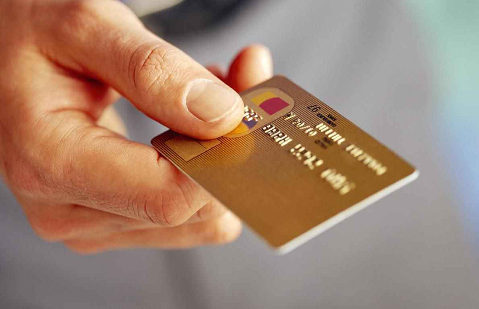 Türkiye'de kredi kartı dönemi! Kart harcamalarında rekor artış!