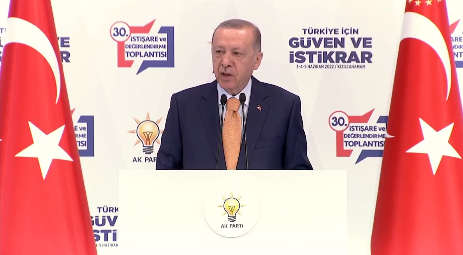 Cumhurbaşkanı Erdoğan, AK Parti'nin Kızılcahamam kampında konuştu! Seçim tarihi belli, sıkıyorsa aday mısın, değil misin onu açıkla