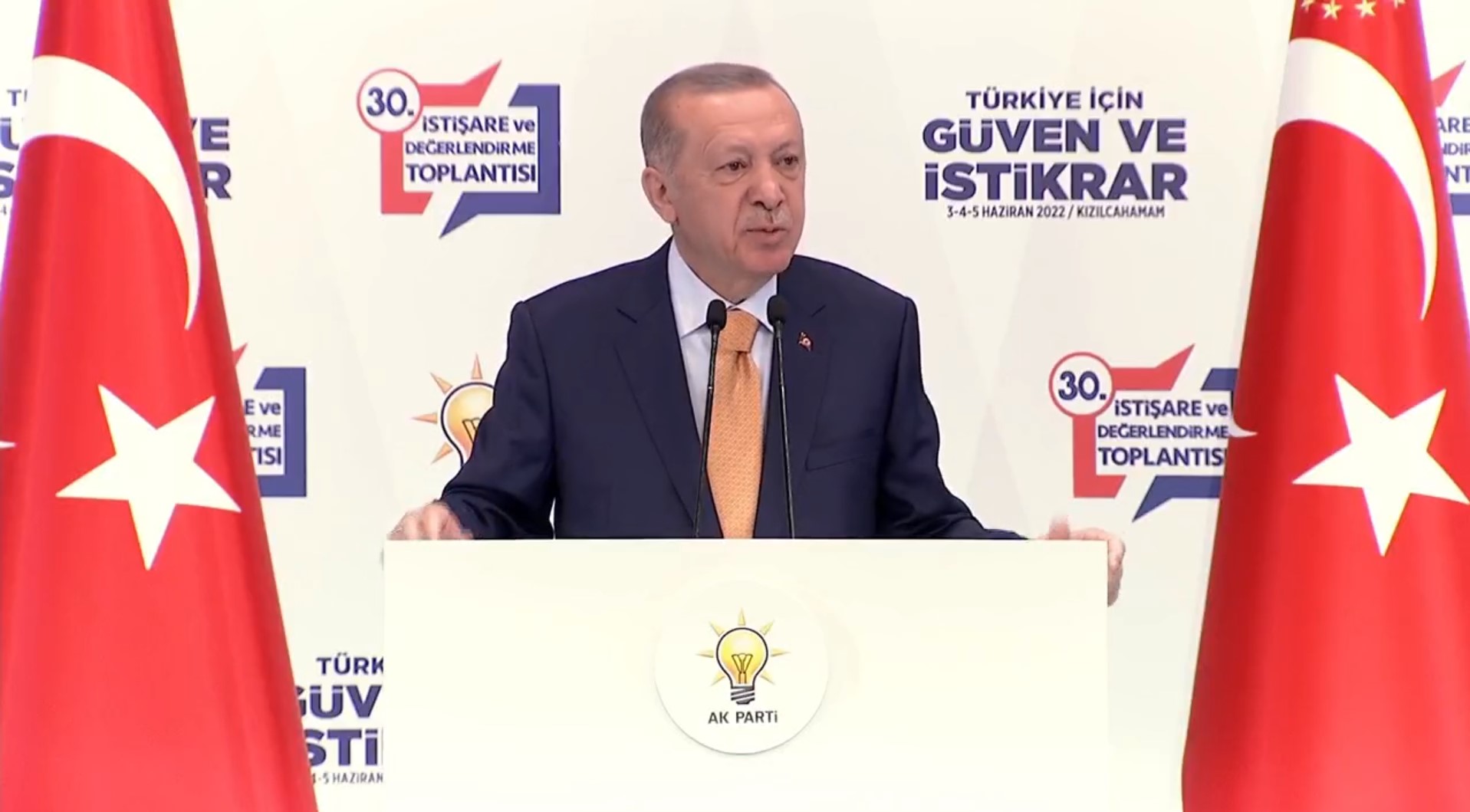 Cumhurbaşkanı Erdoğan, AK Parti'nin Kızılcahamam kampında konuştu! Seçim tarihi belli, sıkıyorsa aday mısın, değil misin onu açıkla