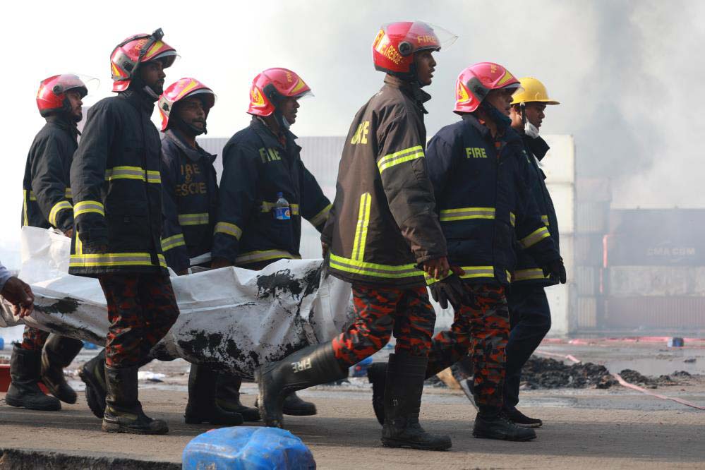 Bangladeş'teki yangın can almaya devam ediyor! Can kaybı 49'a yükseldi!