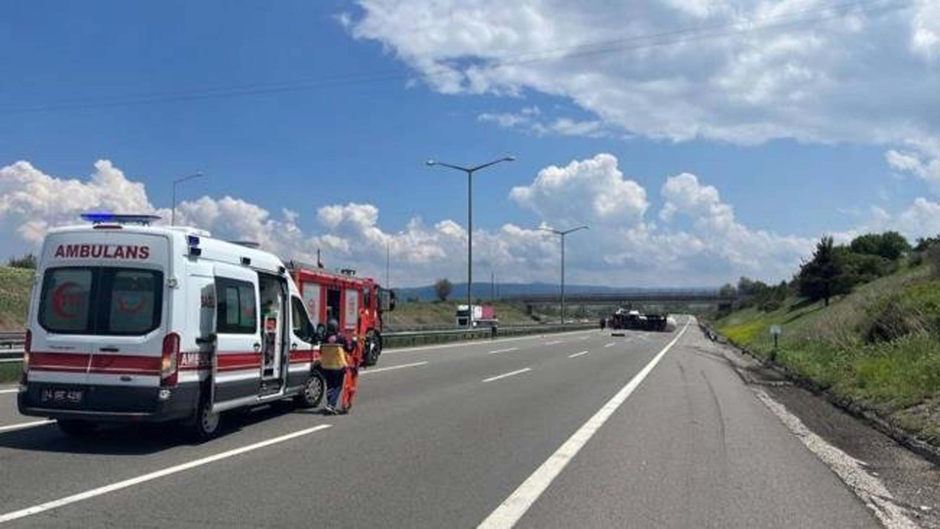 Son dakika! Anadolu Otoyolu'nda LPG yüklü tanker devrildi!