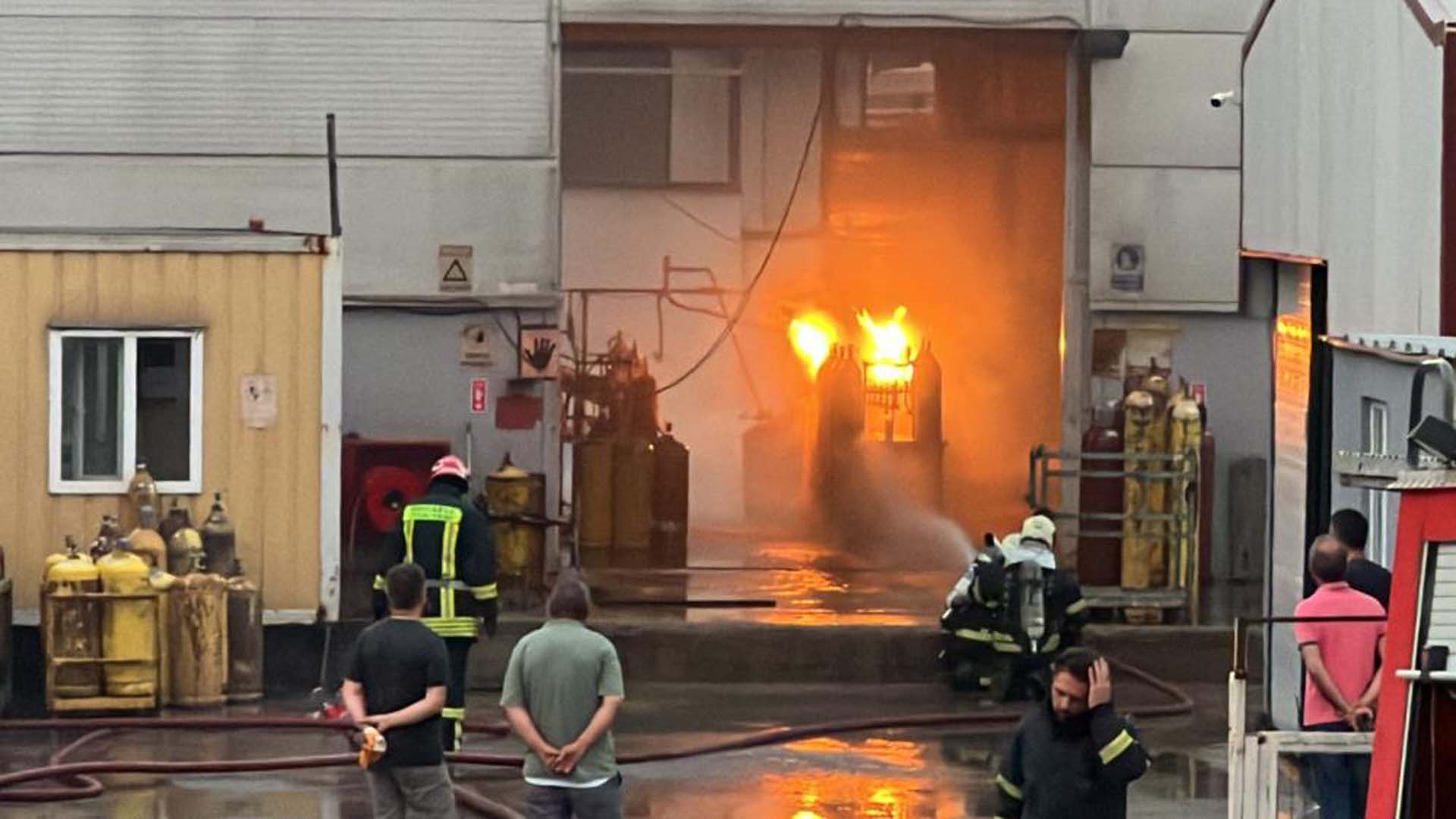 Kocaeli'nde korkutan kaza! Tüp dolum merkezi patladı!