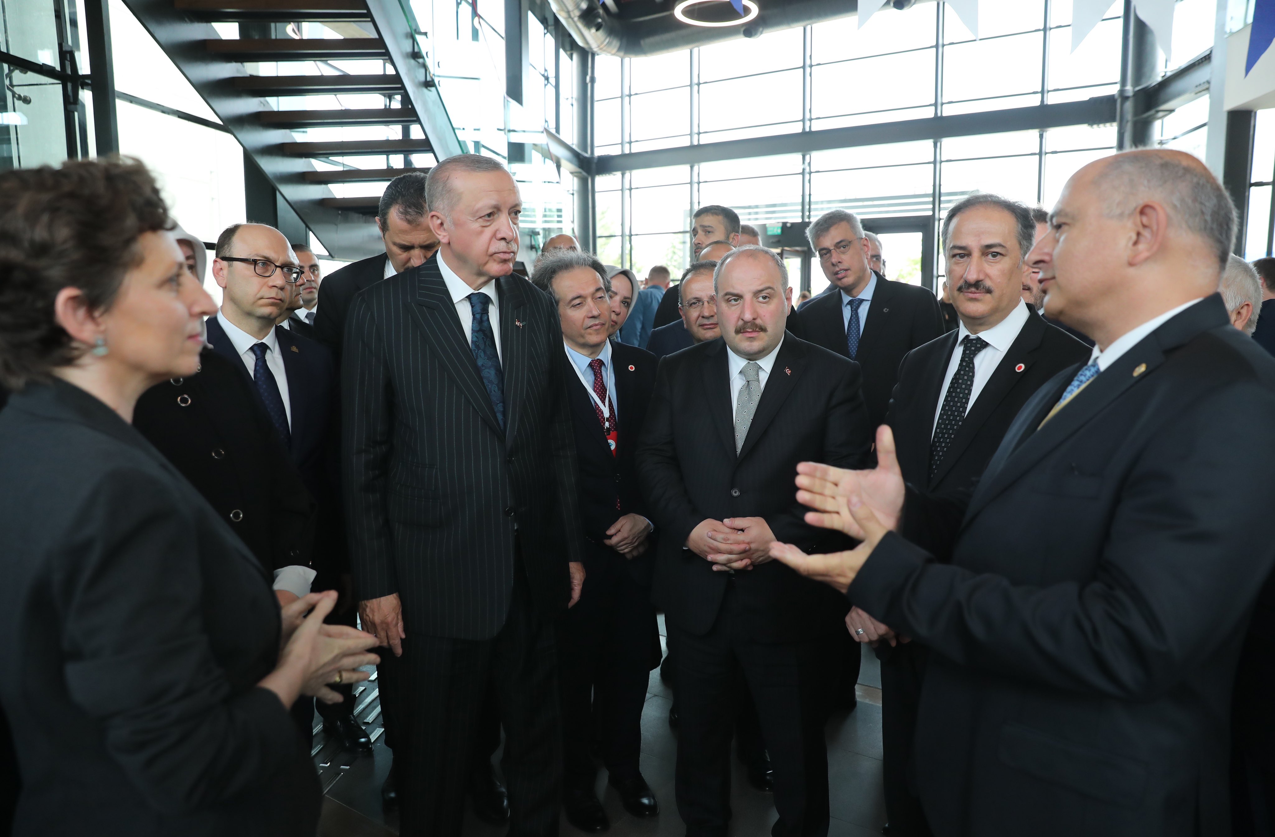 Son dakika! Cumhurbaşkanı Erdoğan, Kandilli Araştırma Binası açılışında konuştu: Türkiye, büyük krizi en az hasarla atlatmayı başarmıştır
