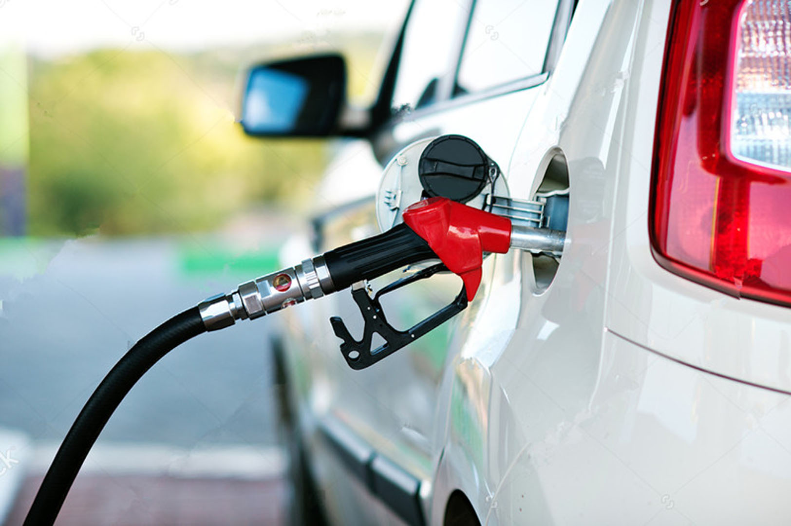 Benzin, LPG, mazot fiyatları ne kadar? 16 Haziran Perşembe akaryakıt fiyatları
