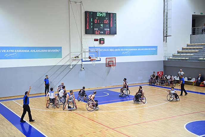 Tuzla Belediyesi Engelliler Spor Kulübü basketbol sezonunu 10'uncu olarak kapattı