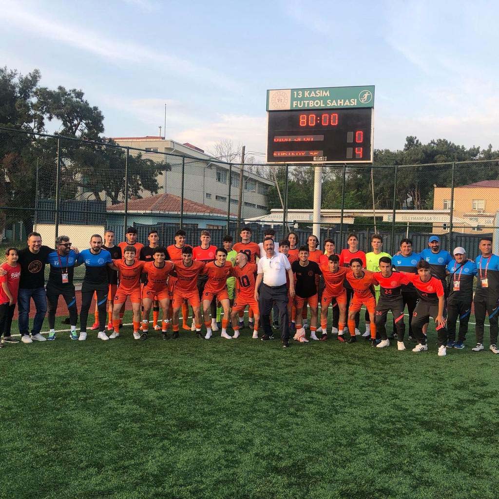 2021-2022 U-16 Türkiye şampiyonu Kurtköyspor oldu