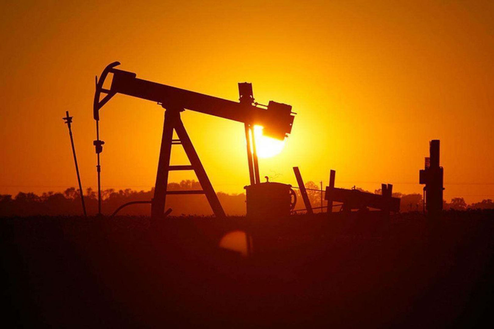 Petrol fiyatları düşüyor! Brent petrolün varil fiyatları güne düşüşle başladı!