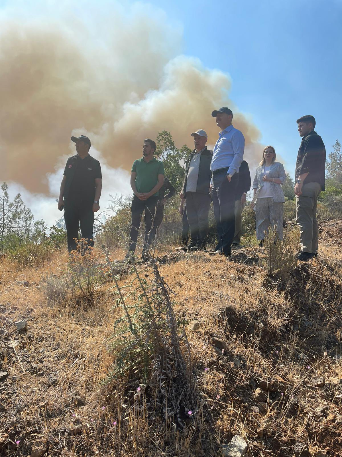 Son dakika | Bakan Kirişçi güzel haberi verdi! Muğla, Marmaris'teki orman yangını kontrol altına alındı