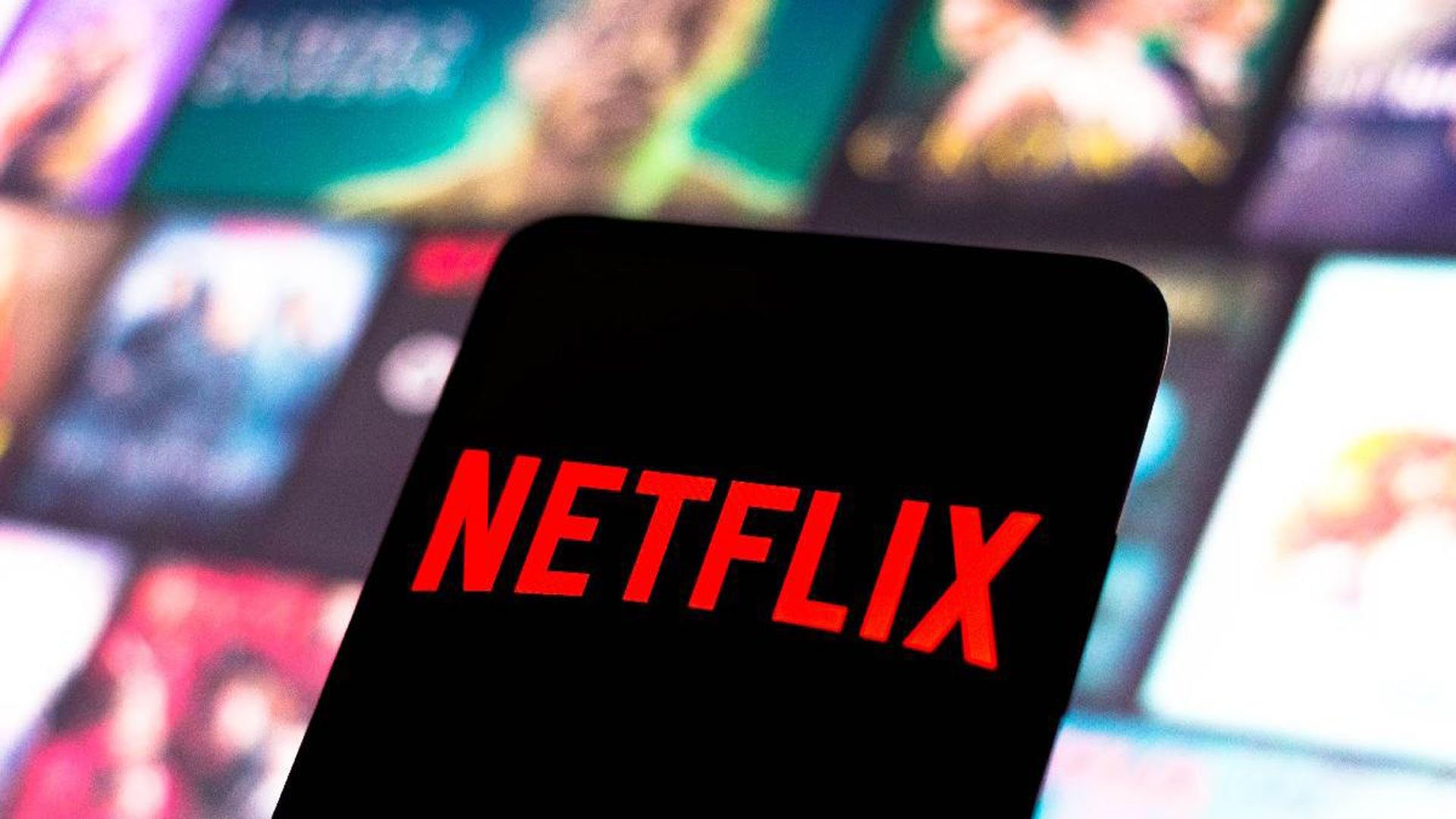 Netflix rekabete dayanamadı! Çalışanlarını işten çıkarttı!