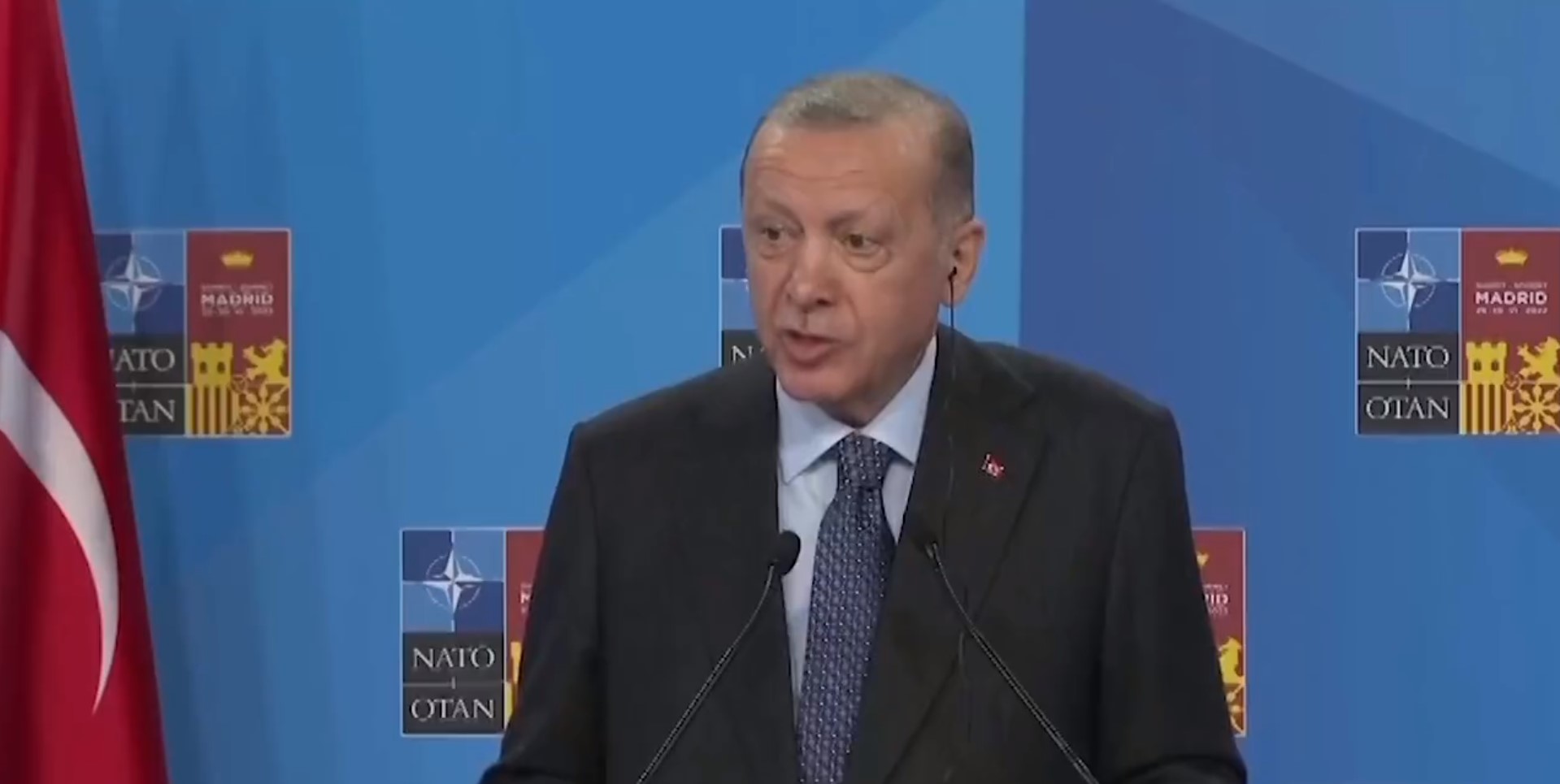 Son dakika: Cumhurbaşkanı Erdoğan, NATO Zirvesi'nde Freedom House muhabirine acımadı! O muhabiri rezil etti!