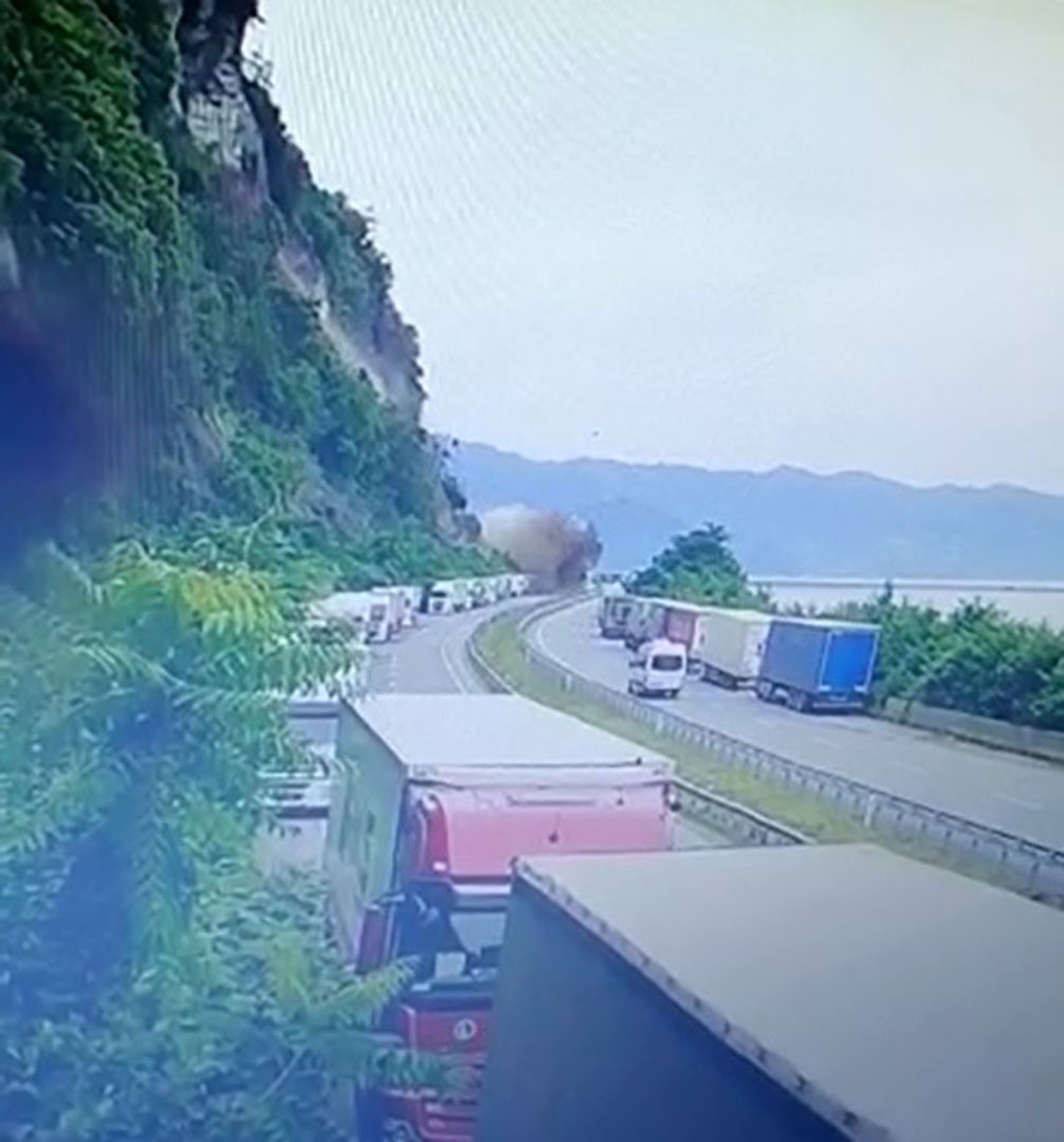 Son dakika! Artvin'de korkutan heyelan! Çok sayıda ölü ve yaralılar var!