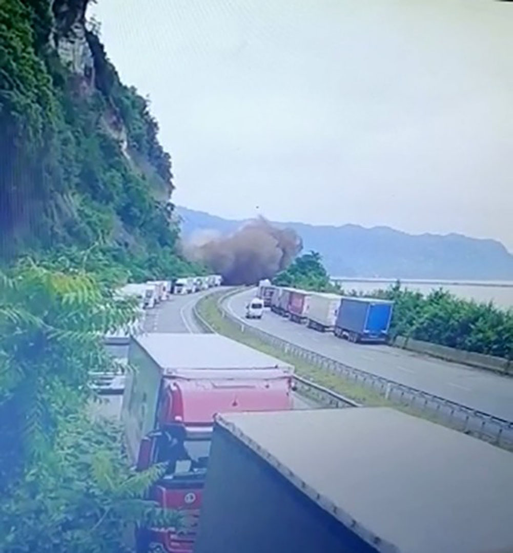 Son dakika! Artvin'de korkutan heyelan! Çok sayıda ölü ve yaralılar var!