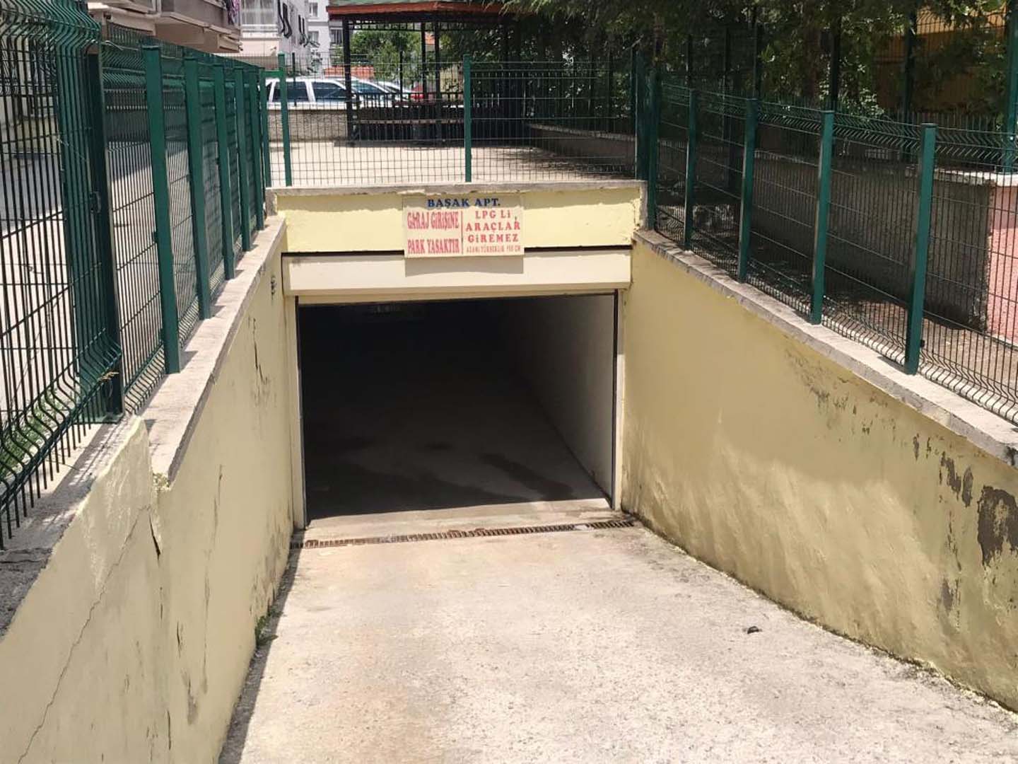 Ankara'da vahşi koca dehşeti! Boşanma aşaamsında olduğu eşini öldürüp, intihar etti!