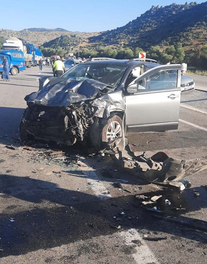 Konya'dan kahreden haber! Trafik kazası 5 can aldı!