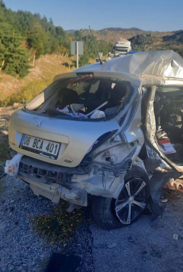 Konya'dan kahreden haber! Trafik kazası 5 can aldı!