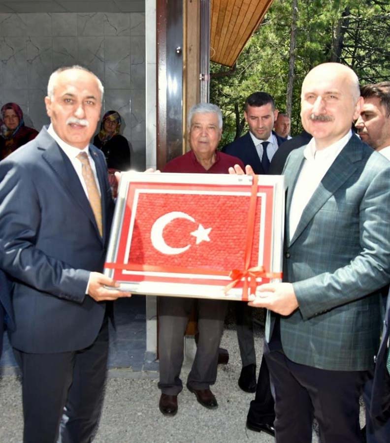 Bakan Karaismailoğlu'ndan Bursa'ya müjde! En kısa sürede hayata geçirilecek