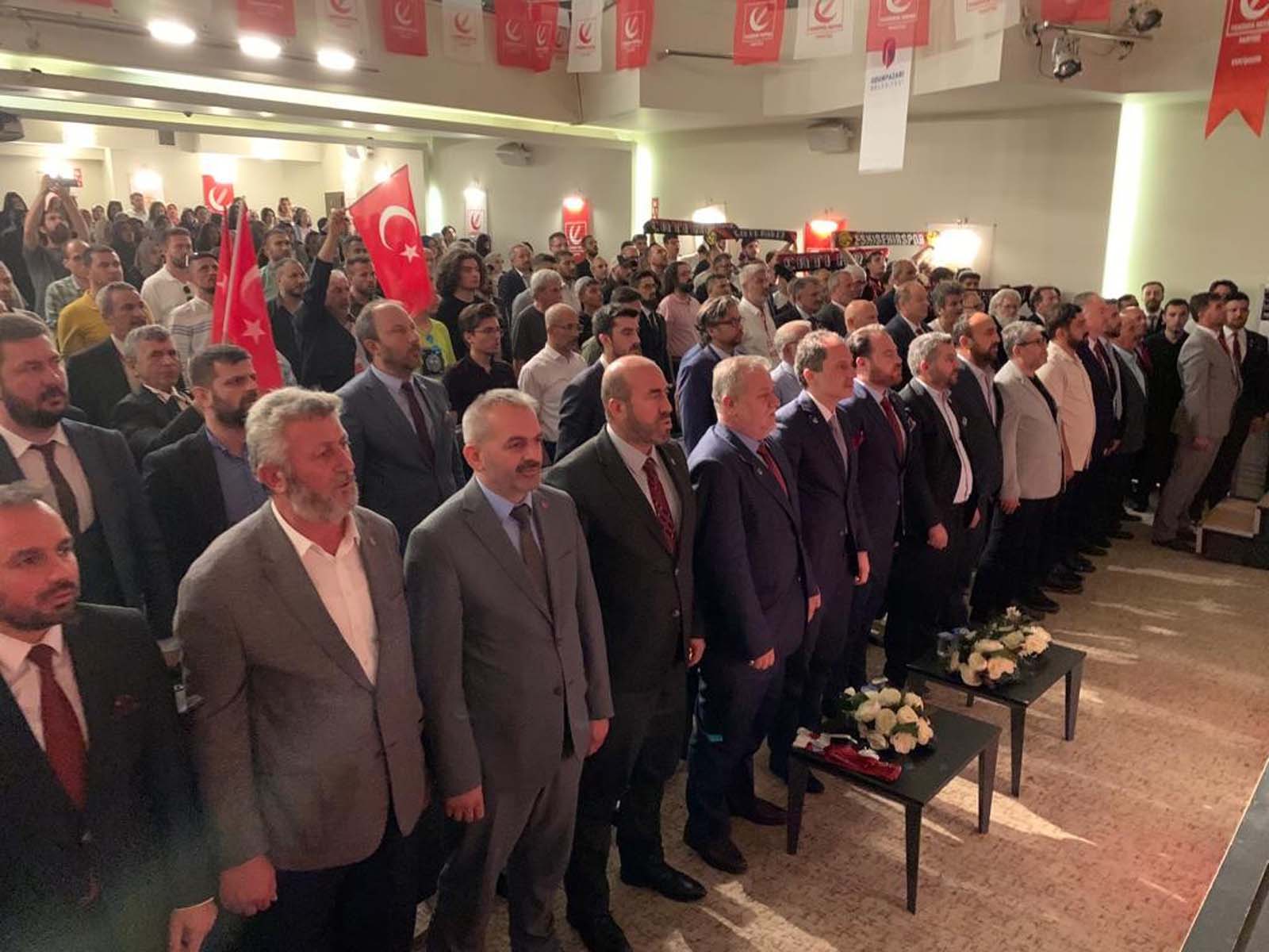 Fatih Erbakan altılı masayı yerden yere vurdu: Gelen çatırtılar, patırtılar bütün Türkiye’den duyulmaya başladı