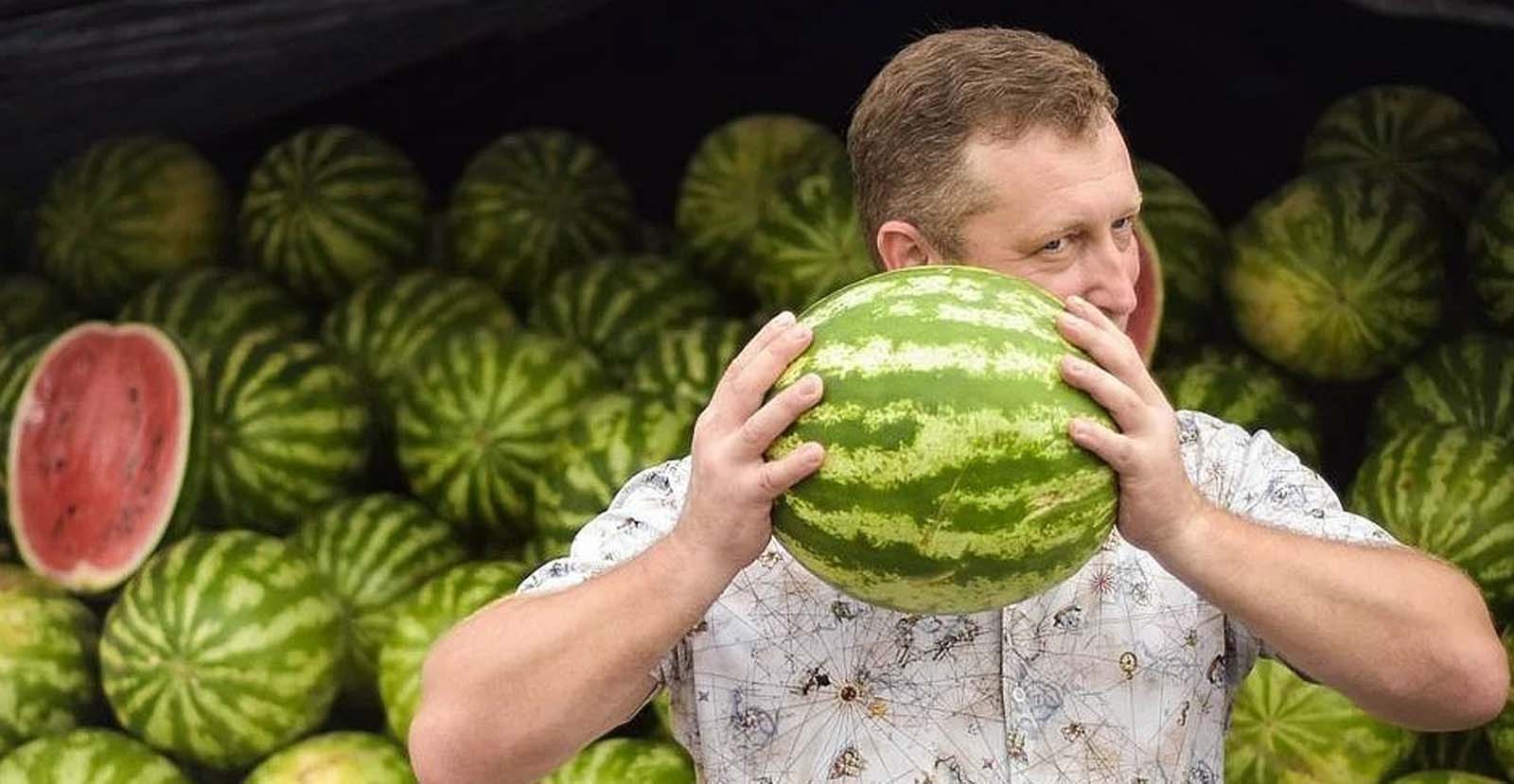 Karpuz seçerken nelere dikkat edilmeli? İyi bir karpuz nasıl seçilir, nasıl anlaşılır?