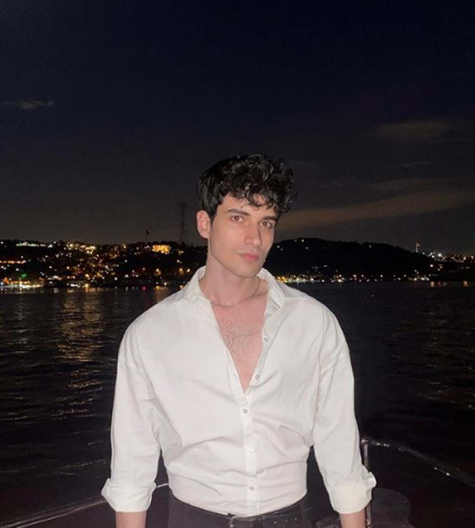 Mabel Matiz'in Karakol klibindeki kişi kim? Serdar Bileke kimdir, nereli, kaç yaşında? Eşcinsel mi?