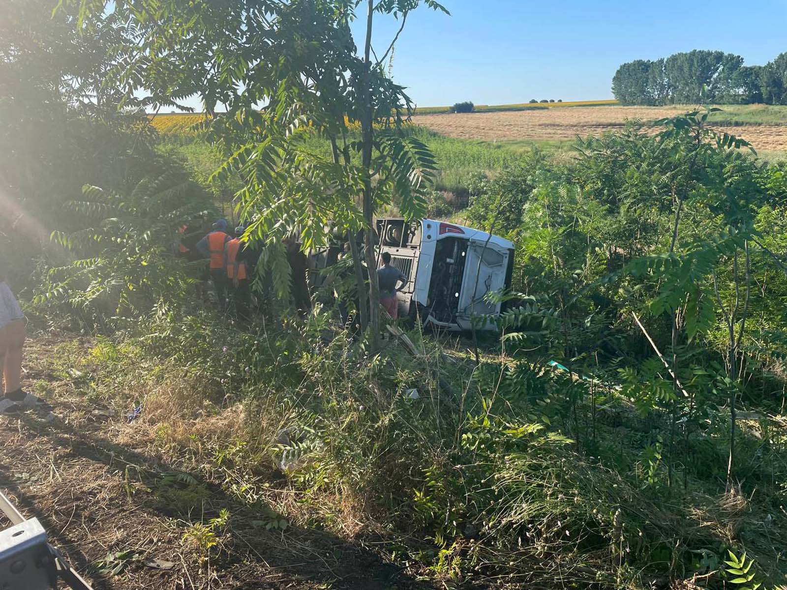 Son dakika | Kırklareli Lüleburgaz'da yolcu otobüsü devrildi: Çok sayıda ölü ve yaralı var