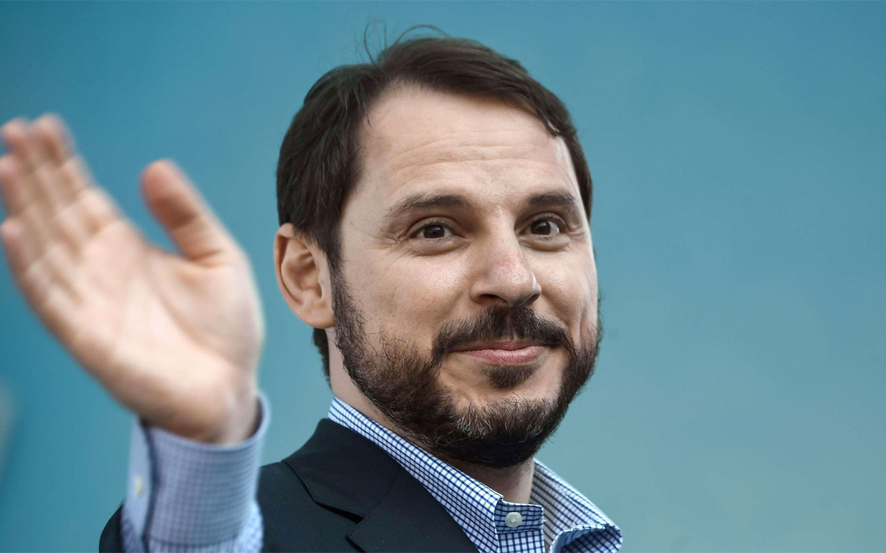 Berat Albayrak'ın gelişi yakın, kemerleri bağlayın! Halk TV yazarı duyurdu: "Eli kulağında!"