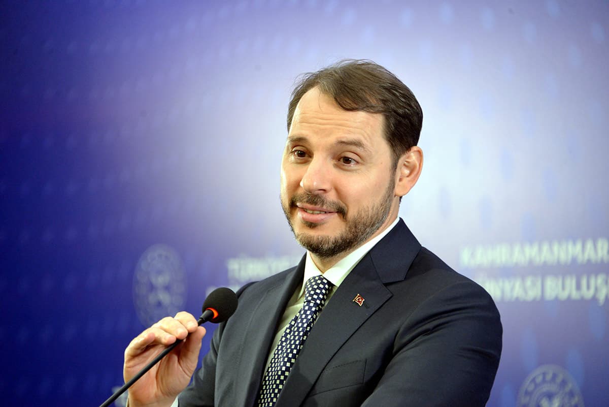 Berat Albayrak'ın gelişi yakın, kemerleri bağlayın! Halk TV yazarı duyurdu: "Eli kulağında!"