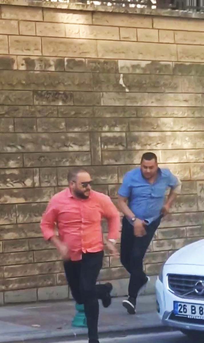 Kocaeli'de kan donduran olay! Kimse aldırmadı: Tartıştığı kişinin boğazını falçatayla kesti!