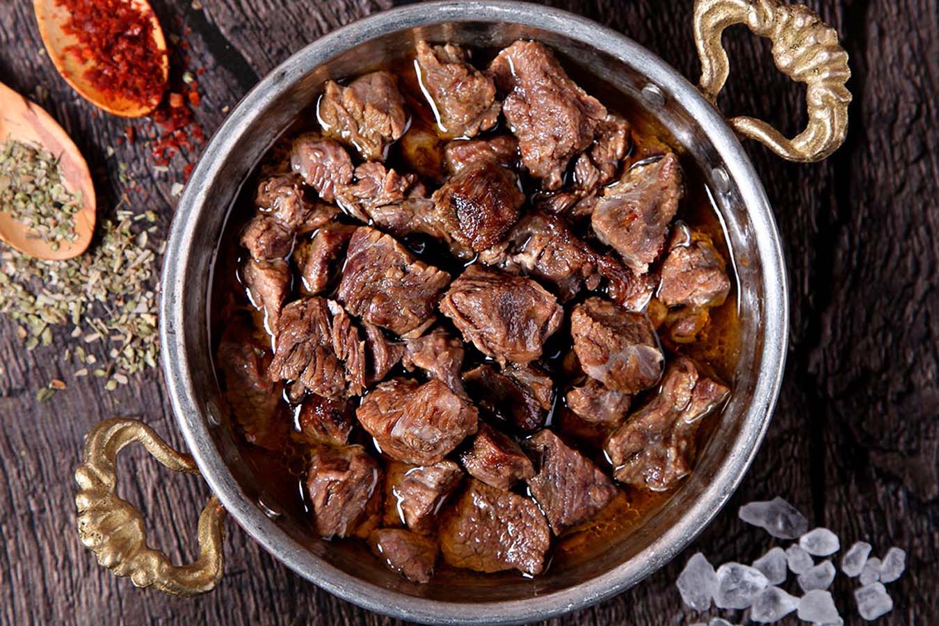 Kurban Bayramı'nda beslenmeye dikkat! Diyetisyen Rıdvan Arslan'dan bayramda beslenme önerileri