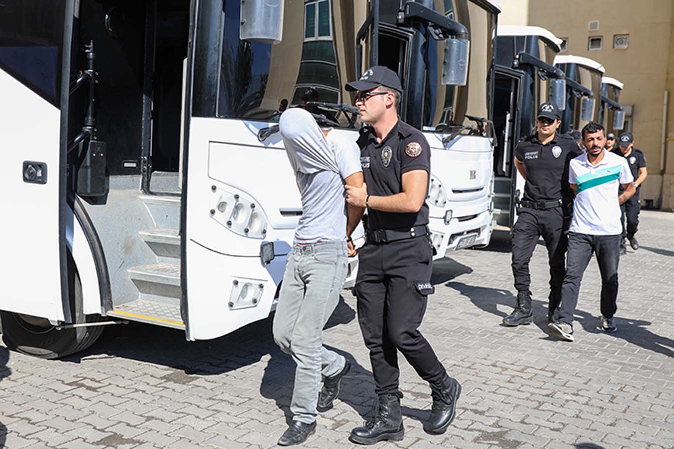 İstanbul'da Kökünü Kurutma operasyonu nefes kesti! 208 kişi tutuklandı!