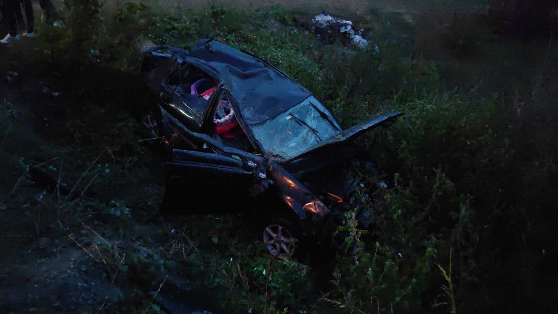 Kontrolden çıkan otomobil takla attı! 4 kişilik aile feci sonu yaşadı!