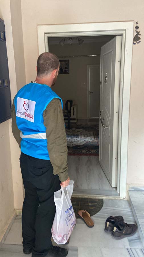 Pendik Belediyesi'nde "Hayırlı et" kampanyası! 13 ton et dağıtıldı