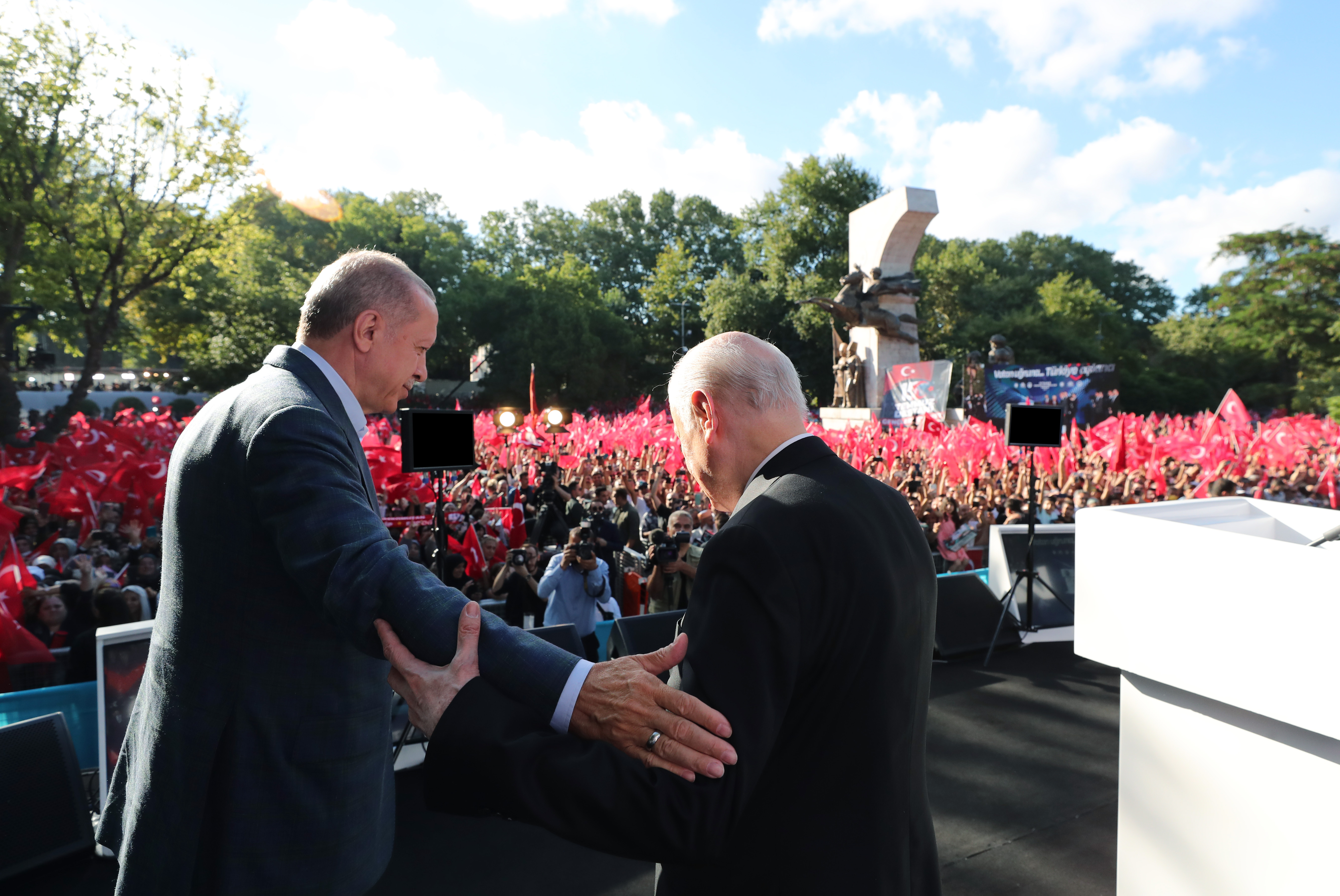 Son dakika! MHP lideri Devlet Bahçeli kükredi! Saraçhane'de millete sesleniş!