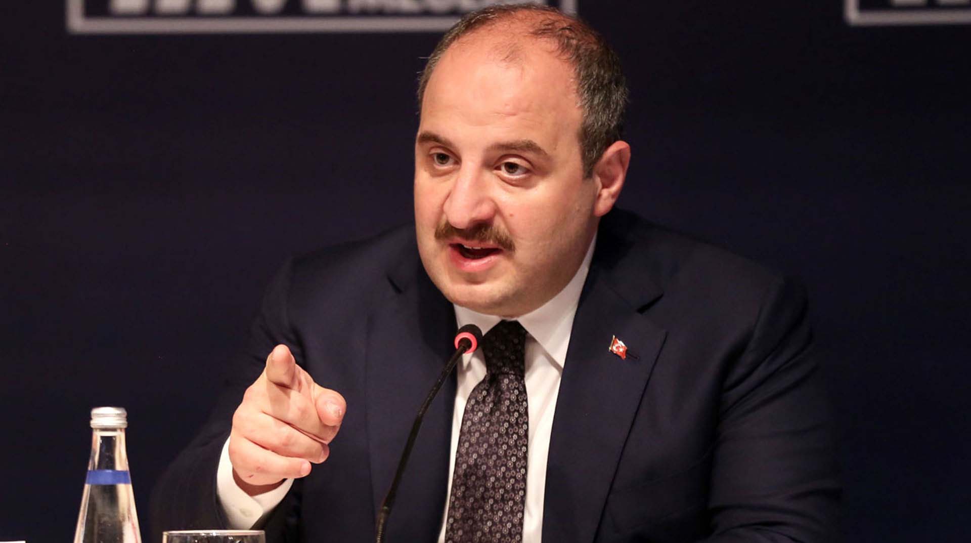 Cumhurbaşkanı Erdoğan'ın tercümanını hedef almıştı! Bakan Varank'tan Kılıçdaroğlu'na sert sözler:Rezilsin, aynı zamanda, yalancı ve cahilsin 