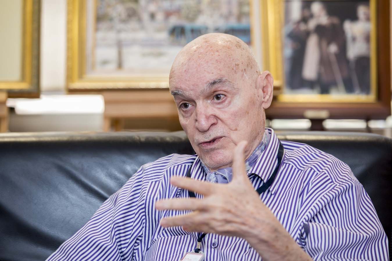 Hayatını kaybettiği iddia edilmişti! Hıncal Uluç'un sağlık durumu için Fatih Doğan'dan açıklama: Durumu stabil. Yoğun bakımda tedavisine devam ediliyor