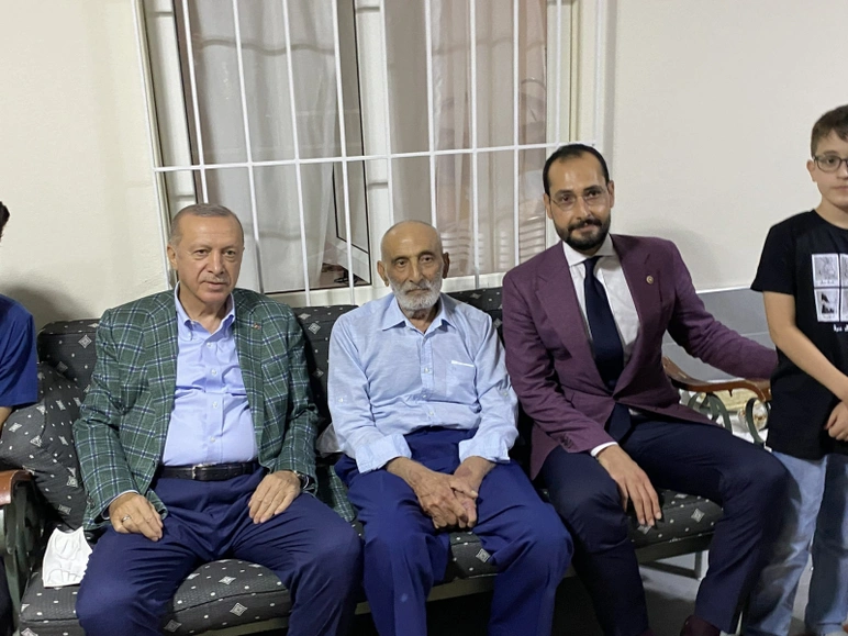 Eski milletvekili Ali Sezal hayatını kaybetti!