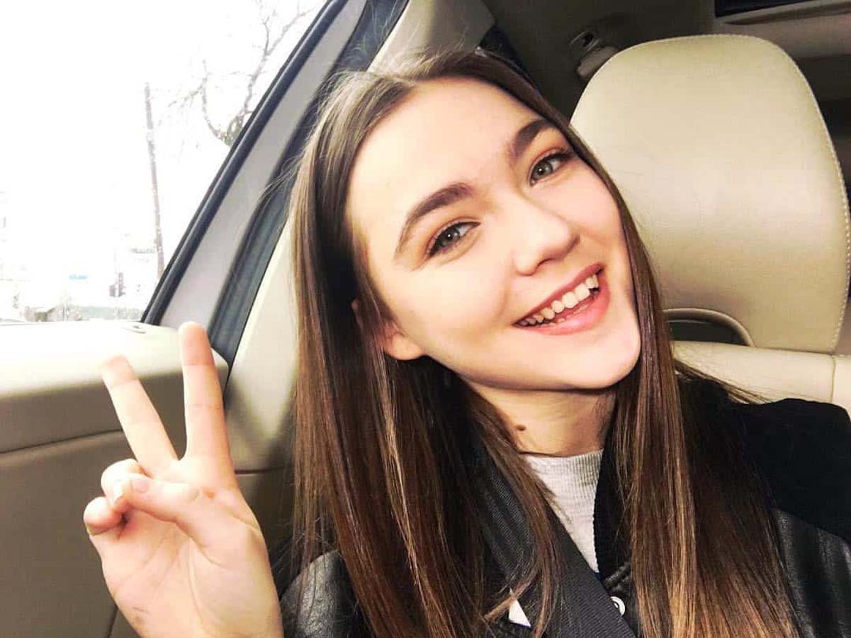 Ah Nerede Sera kimdir? Miray Akay kimdir? Nereli, kaç yaşında, sevgilisi var mı? Hangi dizilerde, filmlerde oynadı?