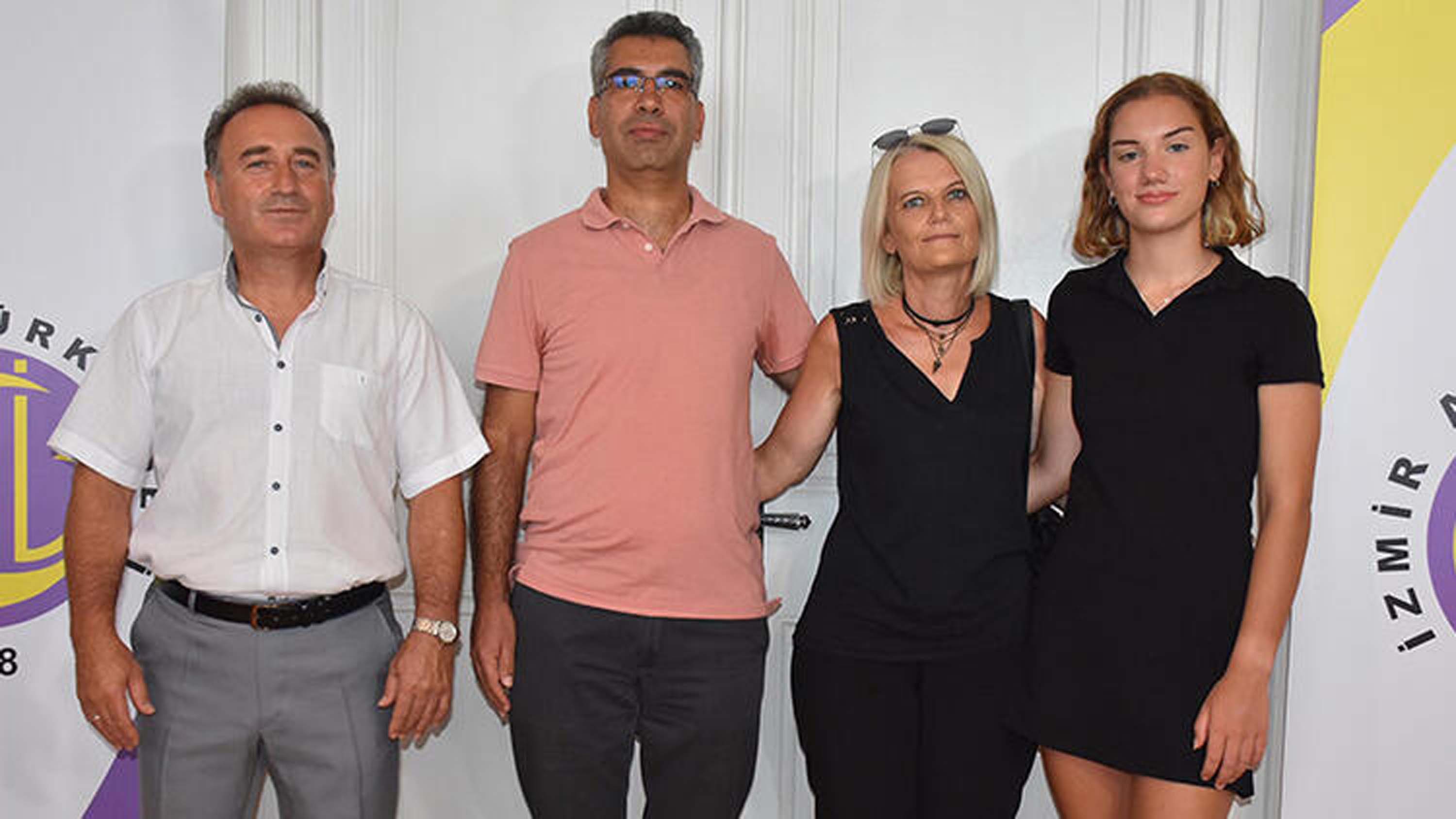 YKS birincisi Selin Aşıkiraz da sosyal medyadan nasibini aldı! Yazanların yerine siz utanacaksınız! Donla gelseydin!