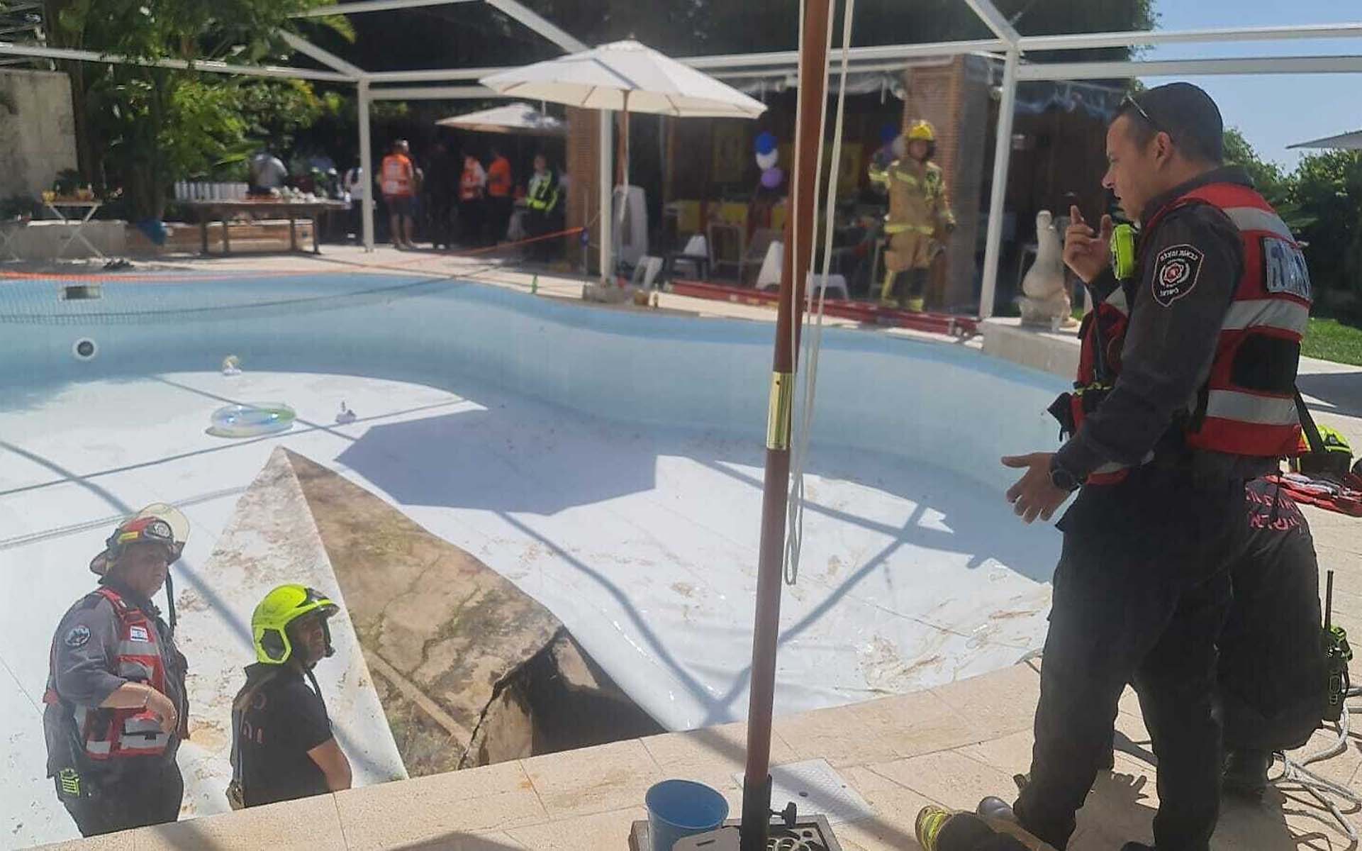 Son Durak sahnesi gibi olay! Havuzun tabanı delindi, 1 kişi akıntıya kapılarak öldü! 