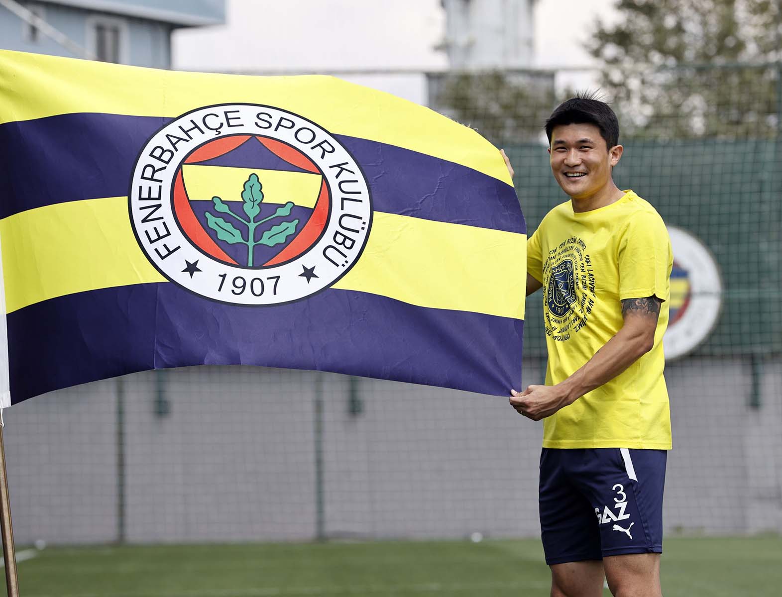 Fenerbahçe'nin can damarını aldılar! Min Jae Kim'in transferi tamamlandı, yeni takımı belli oldu! 