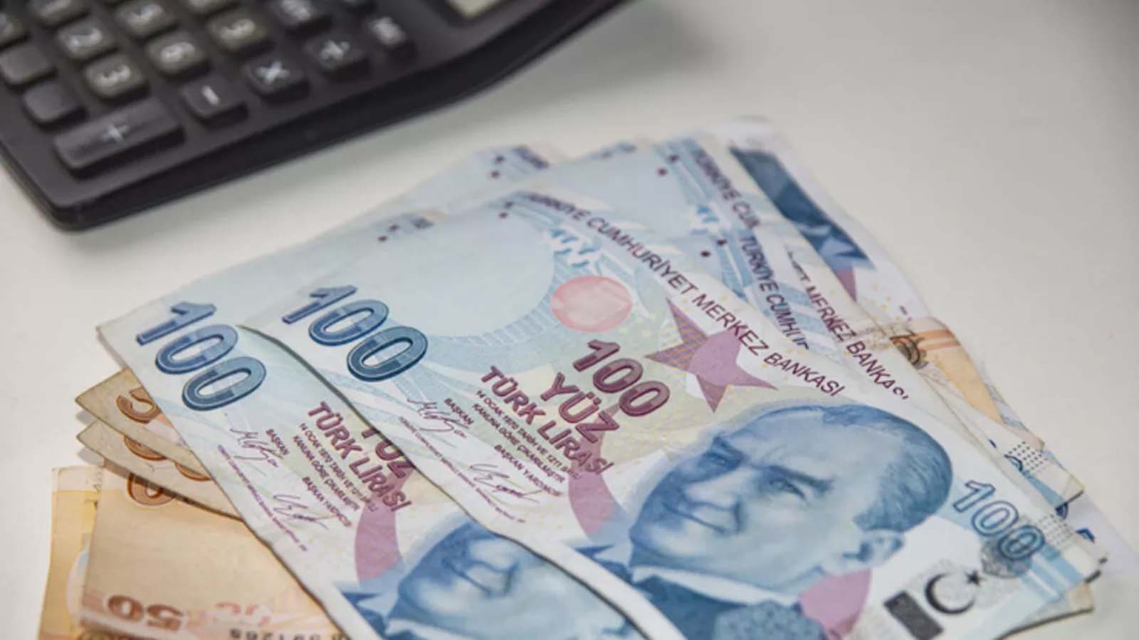 Cumhurbaşkanı Erdoğan'dan asgari ücret açıklaması! Yılbaşını işaret etti!