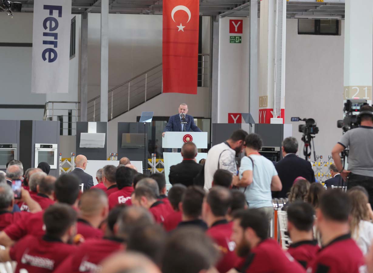 Cumhurbaşkanı Erdoğan, Kayseri’de Femaş Metal Sanayii Buluşması'nda! Türk ekonomisi özellikle ihracatta tarihinin en parlak dönemlerini yaşıyoruz