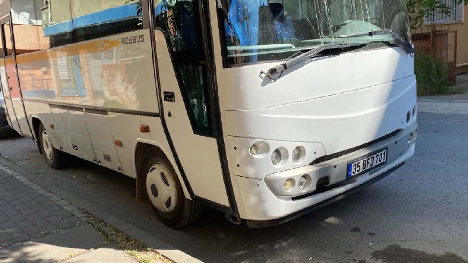 Sadece oyun oynamak istemişti! Babasının park etmeye çalıştığı aracın altında kalan çocuktan kötü haber! 