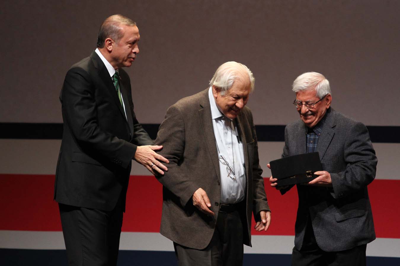 Rasim Özdenören kimdir? Kaç yaşında, nereli? Rasim Özdenören neden öldü? Rasim Özdenören biyografisi