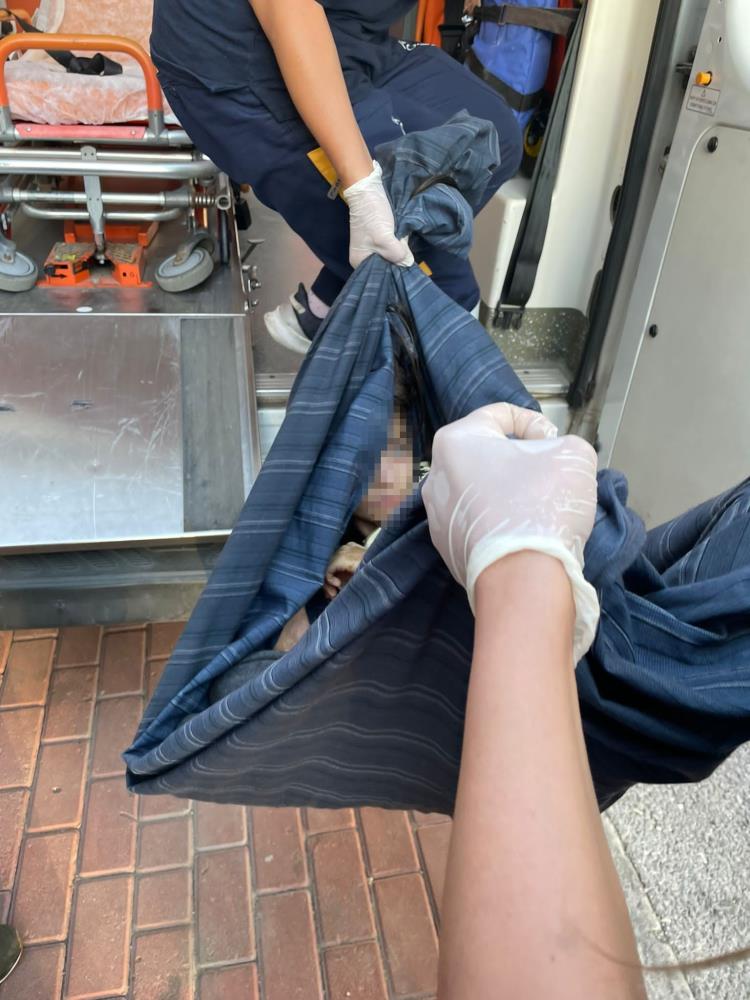 Son dakika |Bursa'da çöp evde yeğenini alıkoyan teyze tutuklandı!