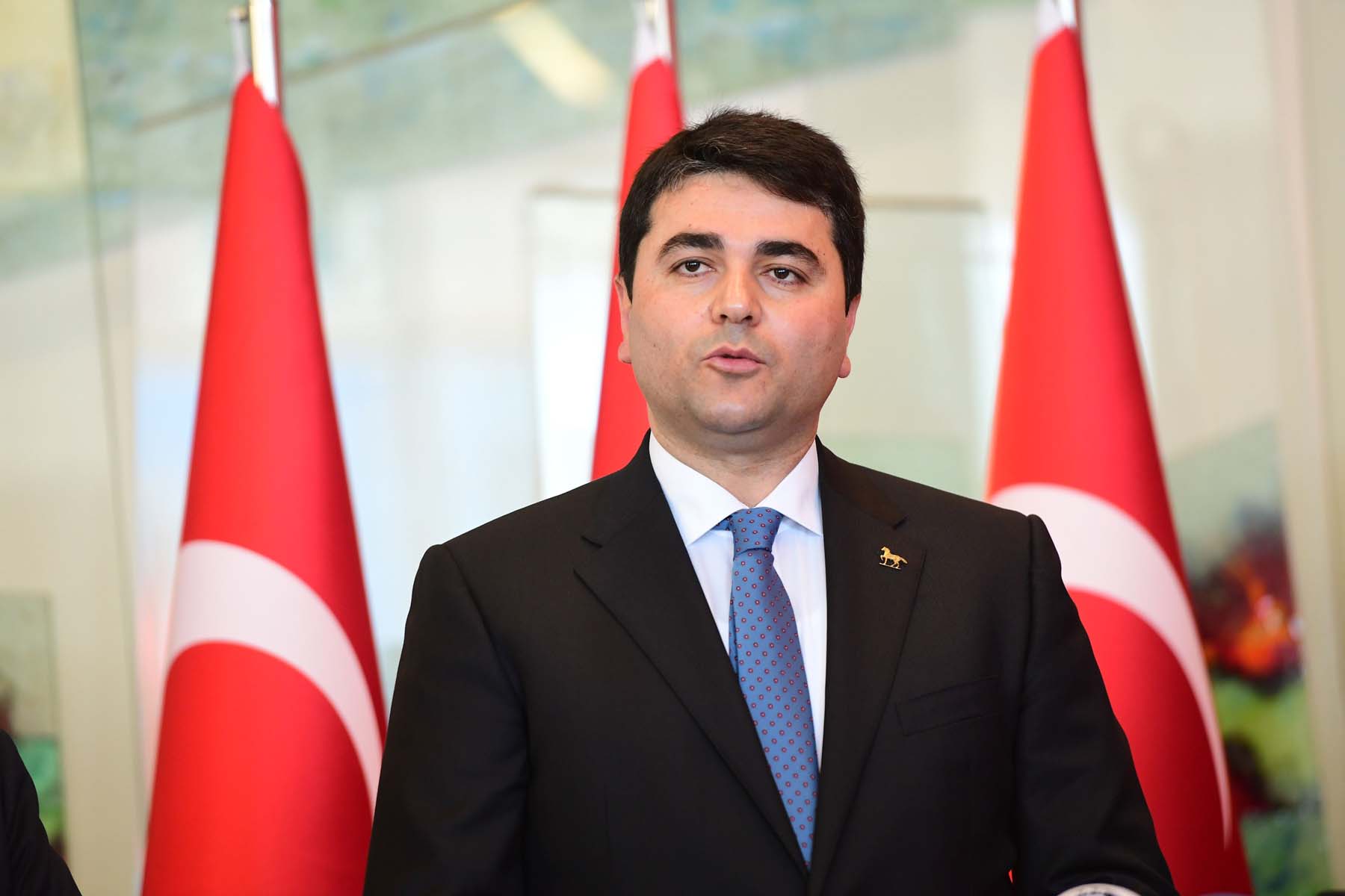 Ahmet Hakan'dan Ali Babacan ve Ahmet Davutoğlu için olay ifade: Bu ikisi, çok yakın bir gelecekte birbirlerine girecek